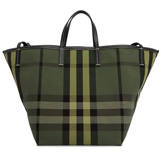 버버리 미디엄 체크 비치 토트겸숄더백 8041850