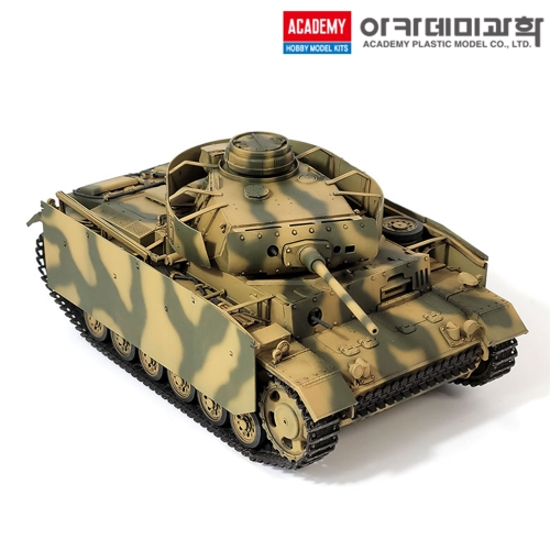 아카데미과학 1/35 독일 3호전차 L형 쿠르스크 전투 프라모델