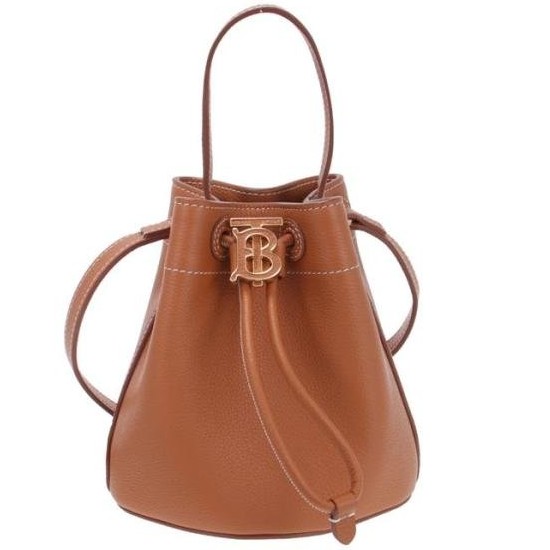 버버리 미니 TB 버킷 백 8066183 1이미지입니다. 누르면 해당 게시물로 새창이동합니다.