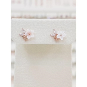 볼라레 세이브존01 큐티 자개 꽃 귀걸이 spe1208_이미지