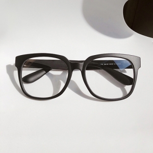 [불명] 아빠가만든안경 GT 남자 여자 오버핏 뿔테 안경 안경테이미지입니다. 누르면 해당 게시물로 새창이동합니다.