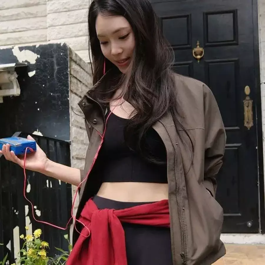 지오다노 여성 루즈핏 하이넥 집업 숏 점퍼 자켓 37690305376903