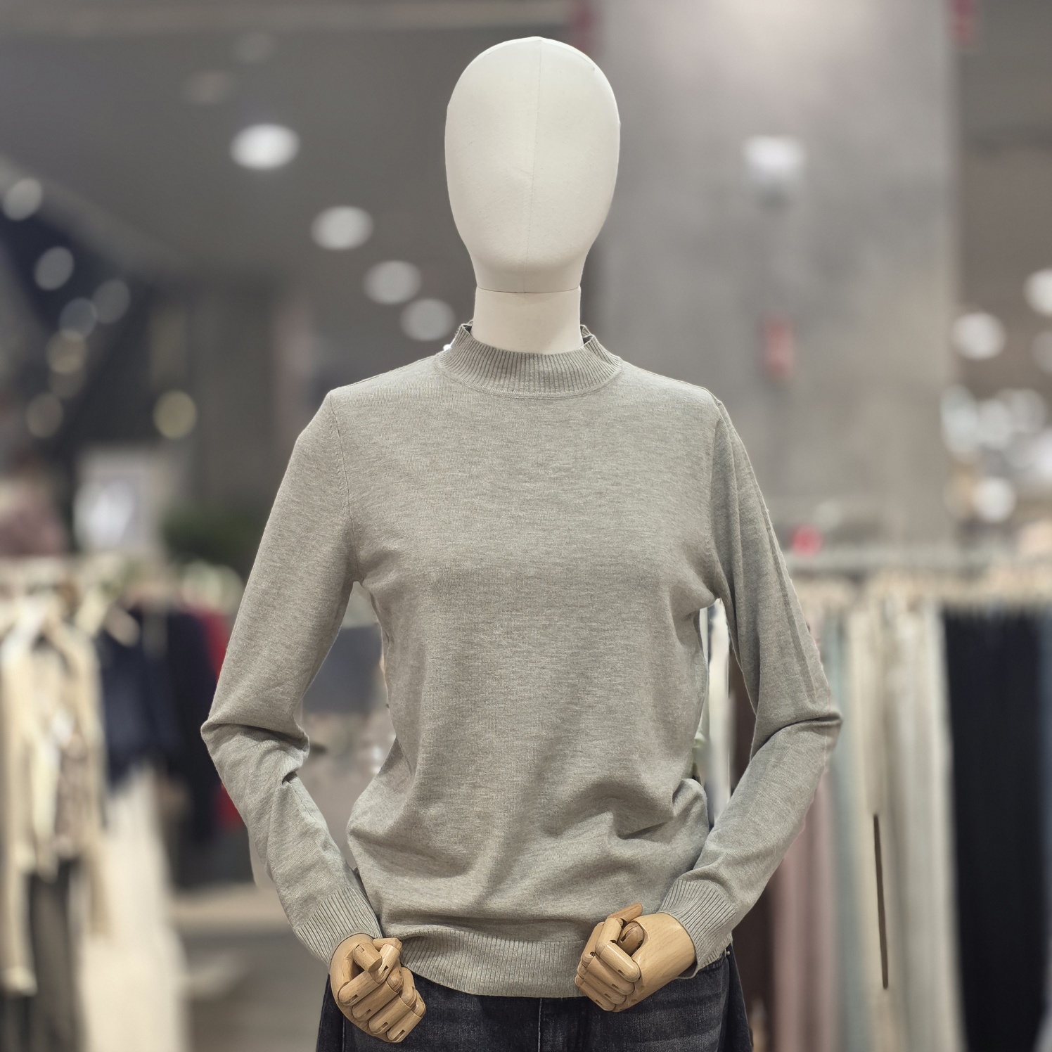 에센셜 트렌드컬렉션 반넥 스웨터 TRKL25N41