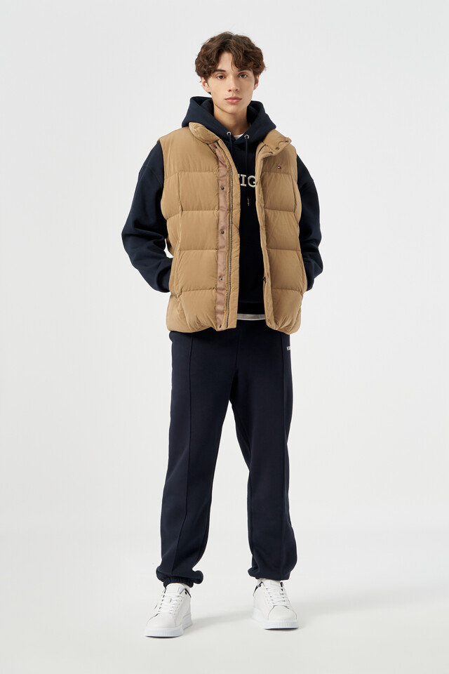 타미힐피거 남성 구스 다운 베스트 T12D7QVT740ML1