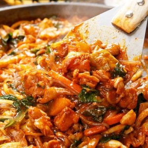 봄내푸드 국내산 닭으로 만든 순살 춘천닭갈비 500g (6개)