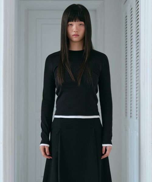 무신사 스탠다드 MUSINSA STANDARD WOMAN 우먼즈 레이어드 헴 슬림 긴소매 티셔츠 블랙화이트 MWETL3Z03-6