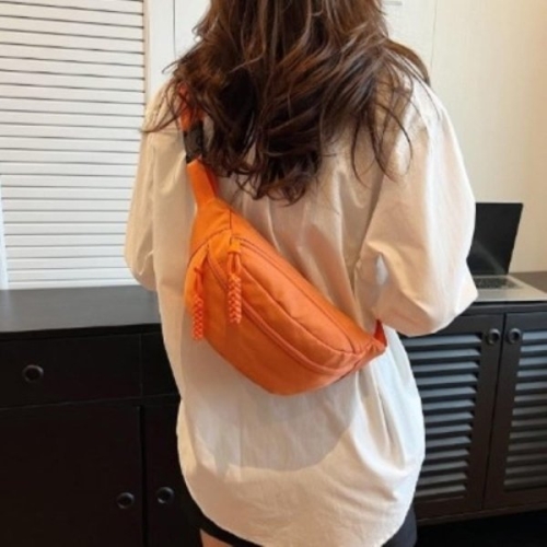 이스트팩 CCB4182여성용 나일론 크로스백 힙색 데일리 웨_이미지