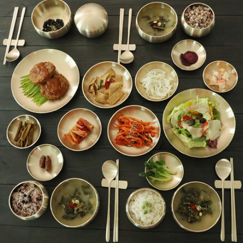 여주명성공방 명성유기 고궁 4인 반상기이미지입니다. 누르면 해당 게시물로 새창이동합니다.
