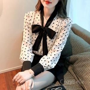 샤틴 코지베르 여자셔츠 코디 블라우스 흰색 하늘색 셔츠 여성 봄 B24020142_이미지