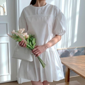 ONM 라운드넥 여성 하얀색 반팔 원피스 캐주얼 여름 코디 15415057