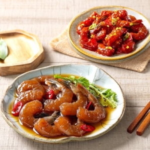 푸드앳홈 순살 간장 새우장 300g + 순살 양념 새우장 300g