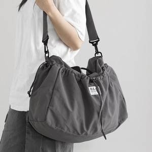 디랩 스트링 포켓 보스턴 트래블백 gray 162010_이미지