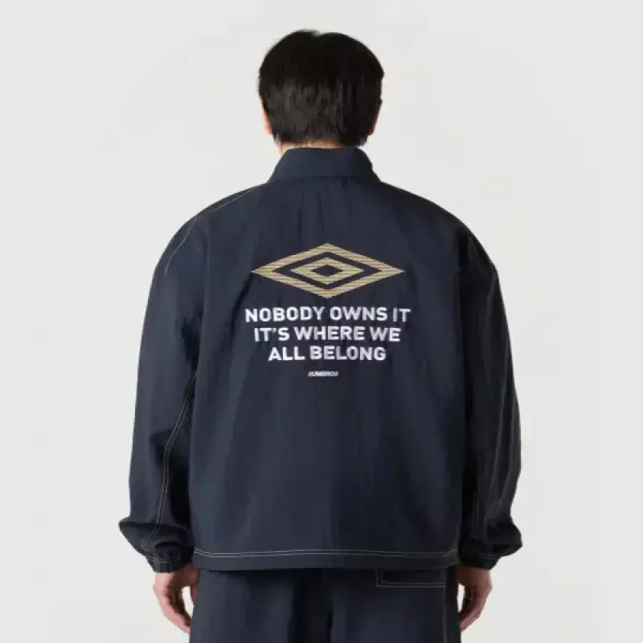 엄브로 UR224CJK59_DVY0 크리스피 타슬란 긴팔 바람막이 자켓 네이비 6228659_이미지
