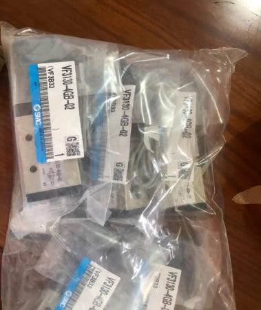 SMC 솔레노이드 밸브 VF3130 3230 3330-5GB-02/4GB AC220 DC24V 공압 방향