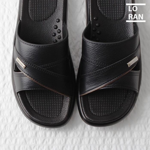 디자이어로즈 디자이어로즈 남성 여름 가죽슬리퍼 고급가죽 실내화 MS2106 P076637386이미지입니다. 누르면 해당 게시물로 새창이동합니다.