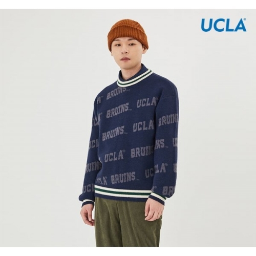  유씨엘에이 남여공용 울오버 로고 자카드 크루넥 니트 UZALK80