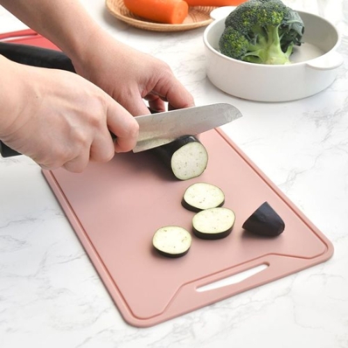 [불명] 로흐야 실리콘 캠핑 도마이미지입니다. 누르면 해당 게시물로 새창이동합니다.