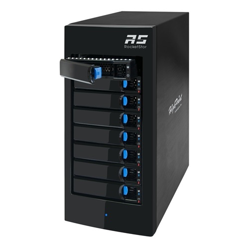 HighPoint RocketStor 6318A (48TB)_이미지