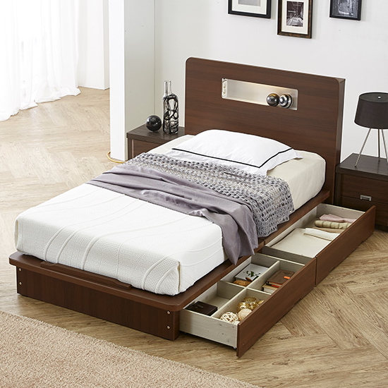 BIF����׿� ���� ���40 Į�� ���Ǽ��� LEDħ�� SS