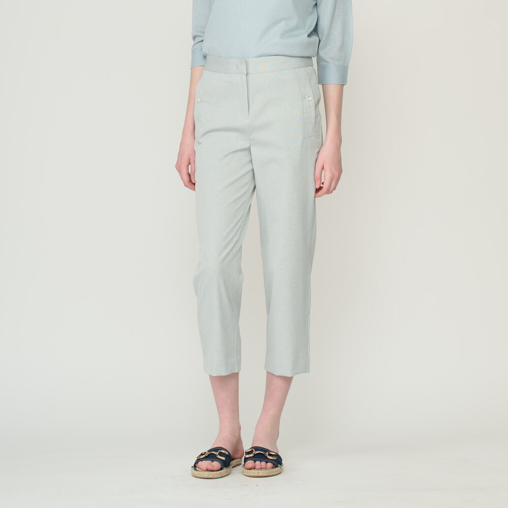 BCBG G 버튼포켓 팬츠 B6M3G370이미지입니다. 누르면 해당 게시물로 새창이동합니다.