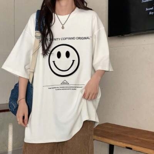 여성용 루즈핏 라운드넥 반팔 티 빅스마일 프린트 WFLL0B1_260304 582943_WFLL0B1_260304