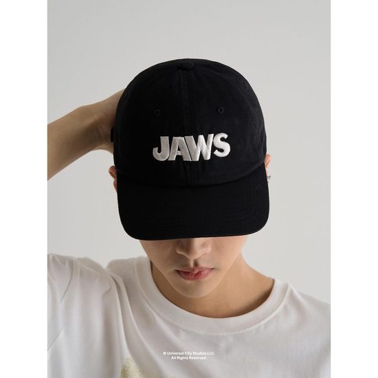  에잇세컨즈 남성 죠스 로고 자수 볼캡 블랙 45658BSSB5