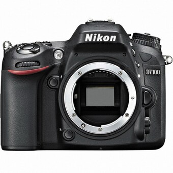 <b>니콘</b> D7100 바디