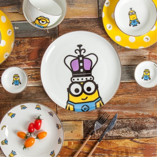 추카추카넷 ㅤ미니언즈 골드 에디션 디너 식기세트 12P_이미지