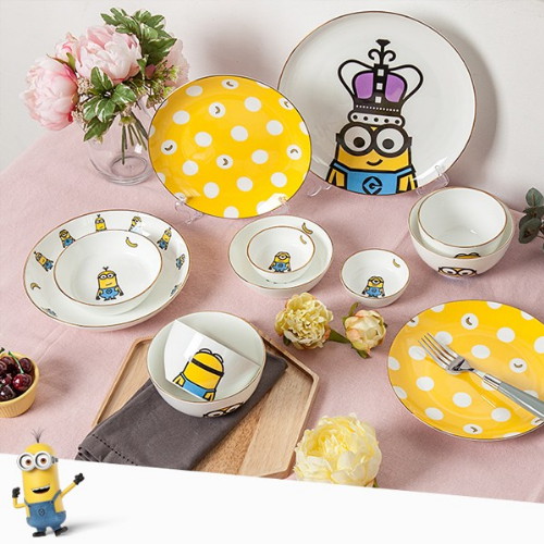 추카추카넷 ㅤ미니언즈 골드 에디션 디너 식기세트 12P_이미지