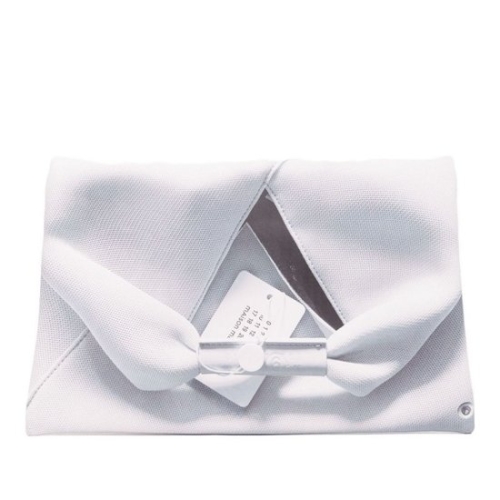 메종마르지엘라 MM6 노티드 디테일 지퍼 패스너 클러치 SB5WF001