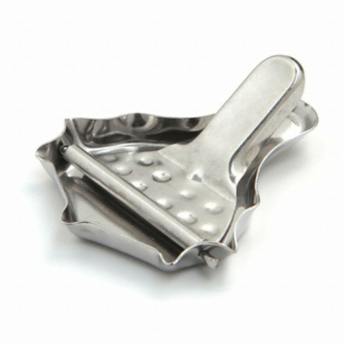 와인앤쿡 세련된 미니 레몬 스퀴져 짜개이미지입니다. 누르면 해당 게시물로 새창이동합니다.