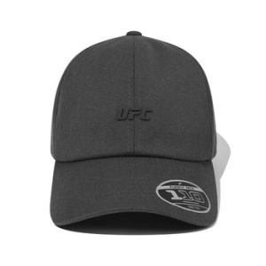  UFC 에센셜+ 110 플렉스 핏 볼캡 롱 바이저 차콜 U4HWV3316CH