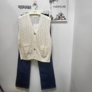  오버톤 DP01 꽈배기포켓니트조끼 OBEG100
