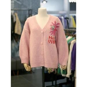 세이브존03 해피 브로치 포인트 브이넥 니트 가디 S43220055