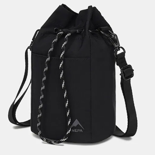 네파 브리즈 보틀 파우치 7LC7528_C01이미지입니다. 누르면 해당 게시물로 새창이동합니다.