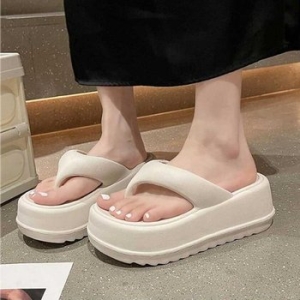 라일리 Rly 바캉스 휴양지 휴가 룩 피서 여성 통굽 쪼리 슬 42212446_이미지