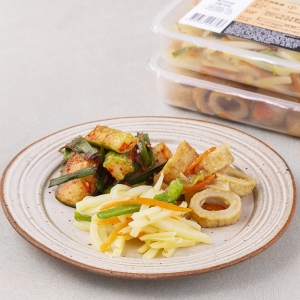 남도애꽃 엄마반찬 감자채볶음 150g + 구운어묵볶음 120g + 오이부추무침 150g 세트 1세트