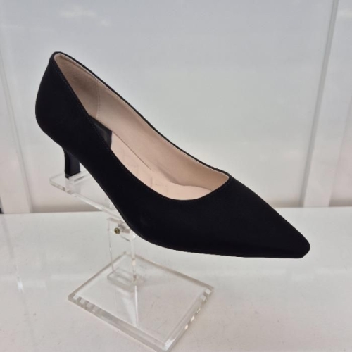 HC11 데일리 여성화 베이직 포인티드 토 펌프스 A1P4U4K39BK S42517328