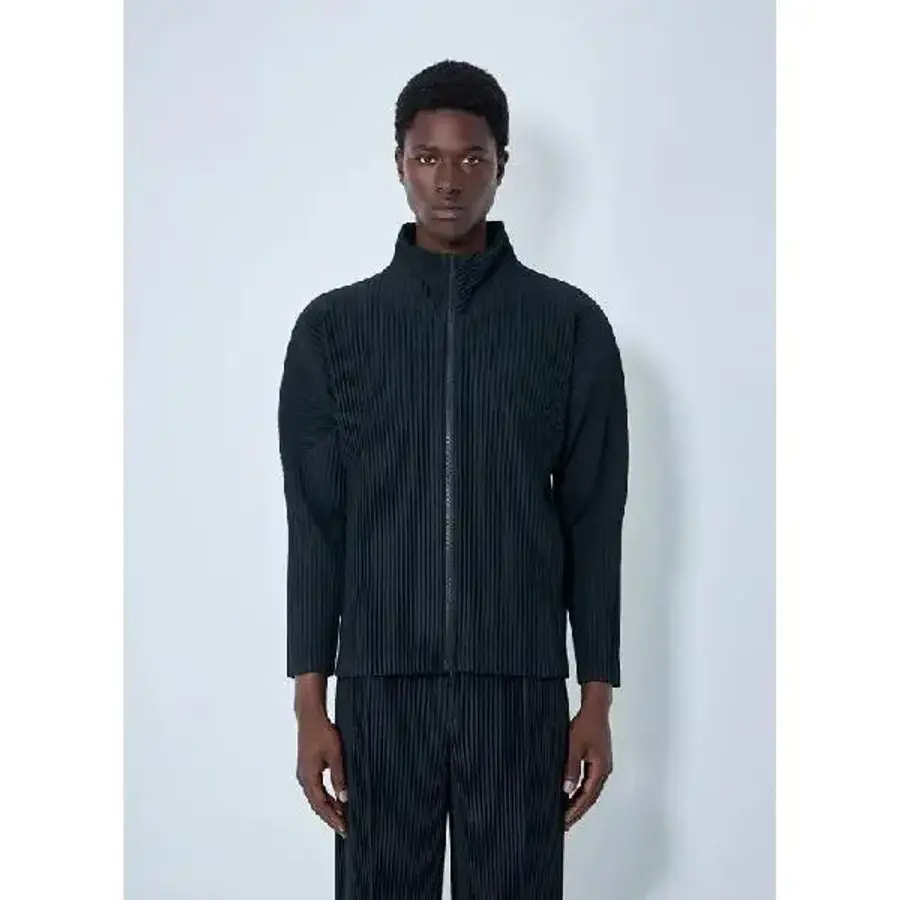 옴므 Homme Plisse Issey Miyake 남성 Pleated Zip Up Jacket hmp0164008blk_이미지