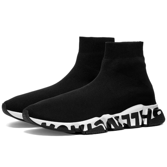 발렌시아가 스피드러너 스니커즈 645334 W2DB7 1015이미지입니다. 누르면 해당 게시물로 새창이동합니다.