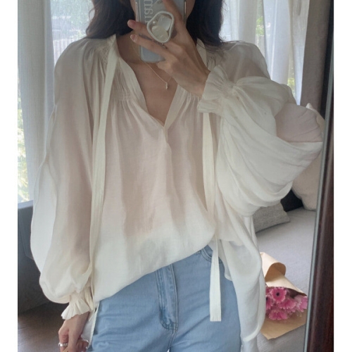 웬디레이스업 프릴소매 셔츠 BS13683