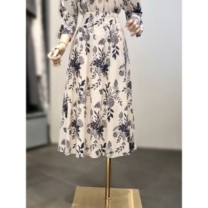 SG���蹰�� ���̺����� �ָ� ���� �÷��� ��ĿƮ ACZ3HSB1I