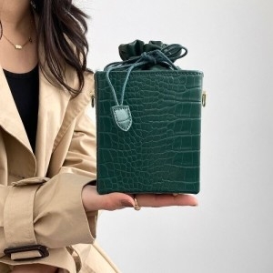 스퀘어 체인 5컬러 핸드백 여대생 R456 W82C712