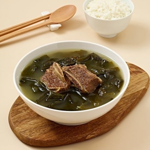 동경 송추가마골 갈비 미역국 600g이미지입니다. 누르면 해당 게시물로 새창이동합니다.