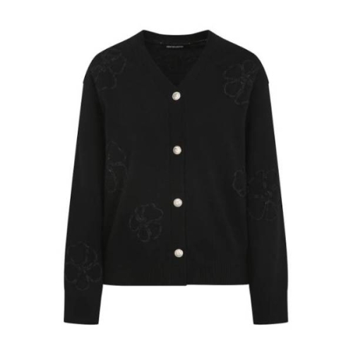 바바패션 더아이잗컬렉션 울 플라워 자수 브이넥 가디건 CS2B1CD012