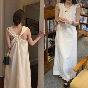 ONM 뒷고임 민소매 원피스 A라인 롱기장 여름 휴가 코디 15414888