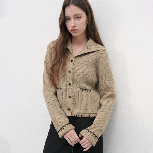 제너럴아이디어 WOMAN 빈티지 스티치 하이넥 카라 가디건 BEIGE / WBE3L04516