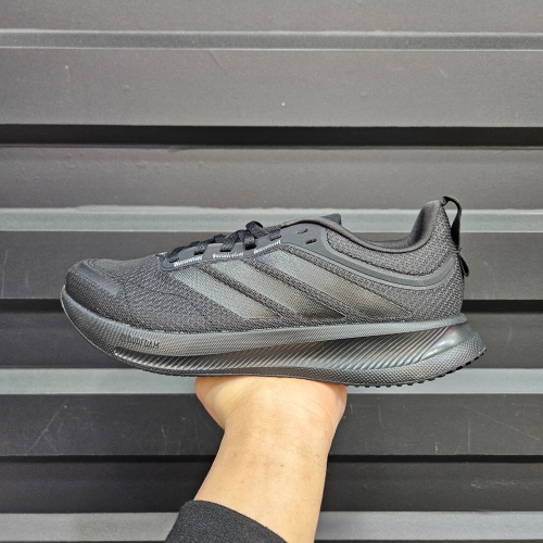 �Ƶ�ٽ� ������ �������� RUNBLAZE M JP6928 ������