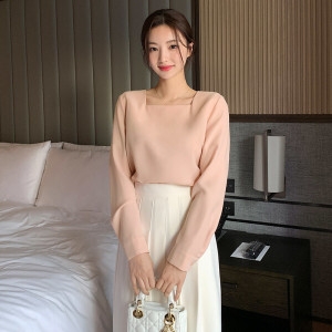 아뜨랑스 탑셀러/오피스룩/하객룩 로즈 스퀘어 블라우스 bs7352
