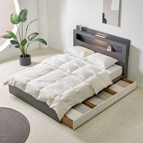 BIF����׿� ȣ�ڶ��� KC768 LEDħ�� SS